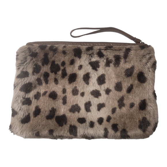Deane and White Faux Fur Animal Print Wristlet - Picture 2 of 5